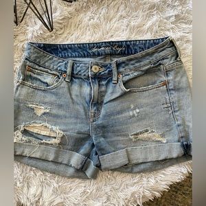 American Eagle Cut Off shorts